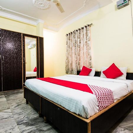Oyo 24087 Viraj Hotel Danapur 외부 사진